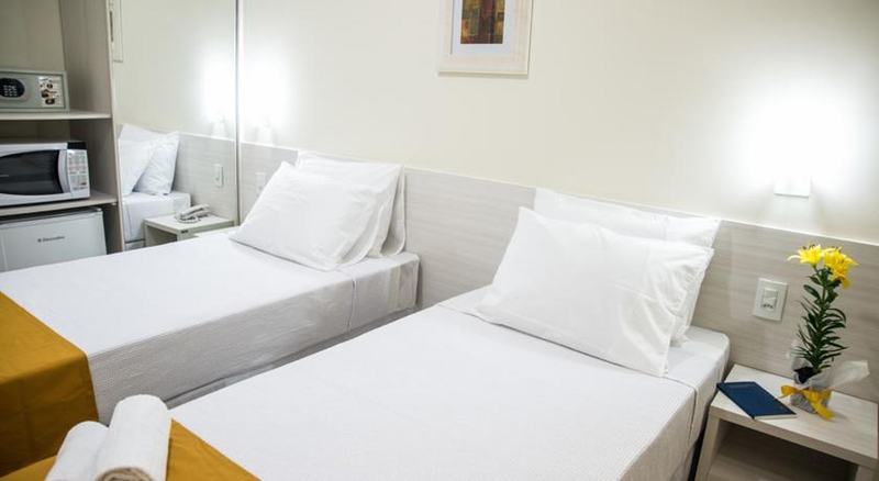 Travel Inn Fenix Cabo Frio Buitenkant foto
